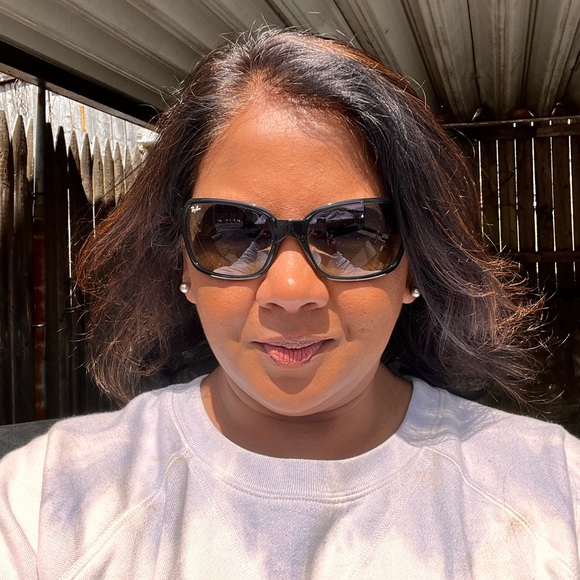 Ray Ban Sunglasses - Picture 2 of 5